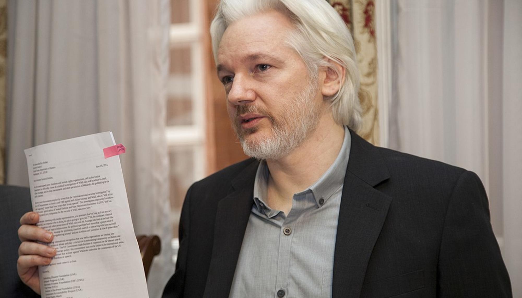 Julian Assange en la embajada de Ecuador en Londres, 18 de agosto de 2014.